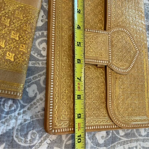 Vintage hand tooled moroccan soft leather purse /clutch and wallet 22 carat gold - Picture 12 of 13